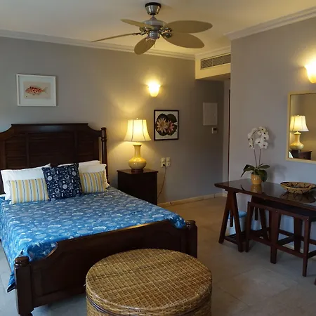 Balhambra - Adults Only Fiskardo